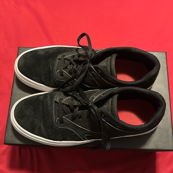 DC Kalis Vulc skate shoes - Picture 1 of 8